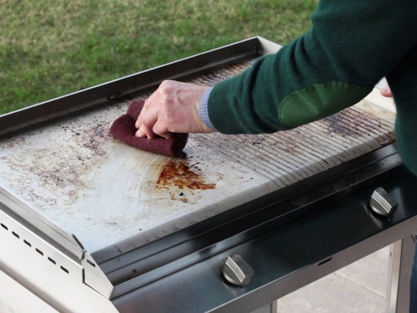 Comment entretenir une plancha en inox ?